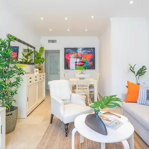 Atico 2 Terrazas Junto Al Mar By Rent Me Apartamento Estepona